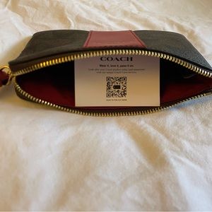 Coach Wristlet Zip Pouch